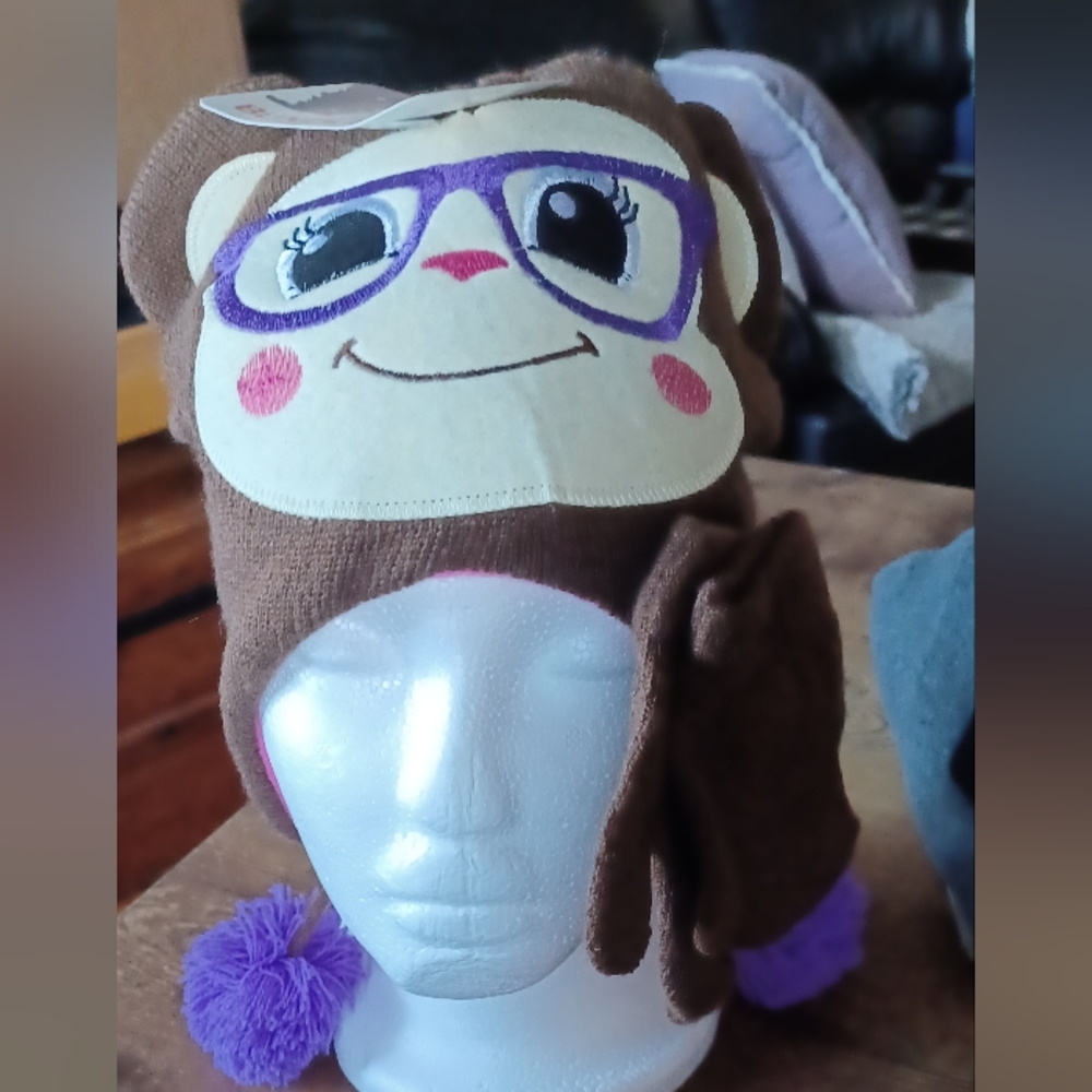 Monkey hat/gloves set